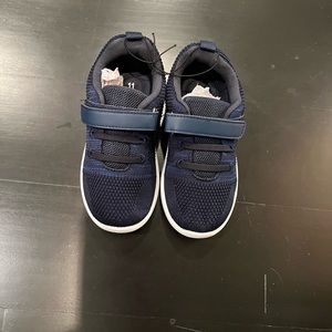 Nerteo Toddler Sneakers - Navy size 11